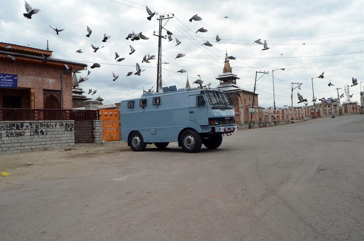 Amid restrictions, Jamia siege continues for 2nd consecutive Friday